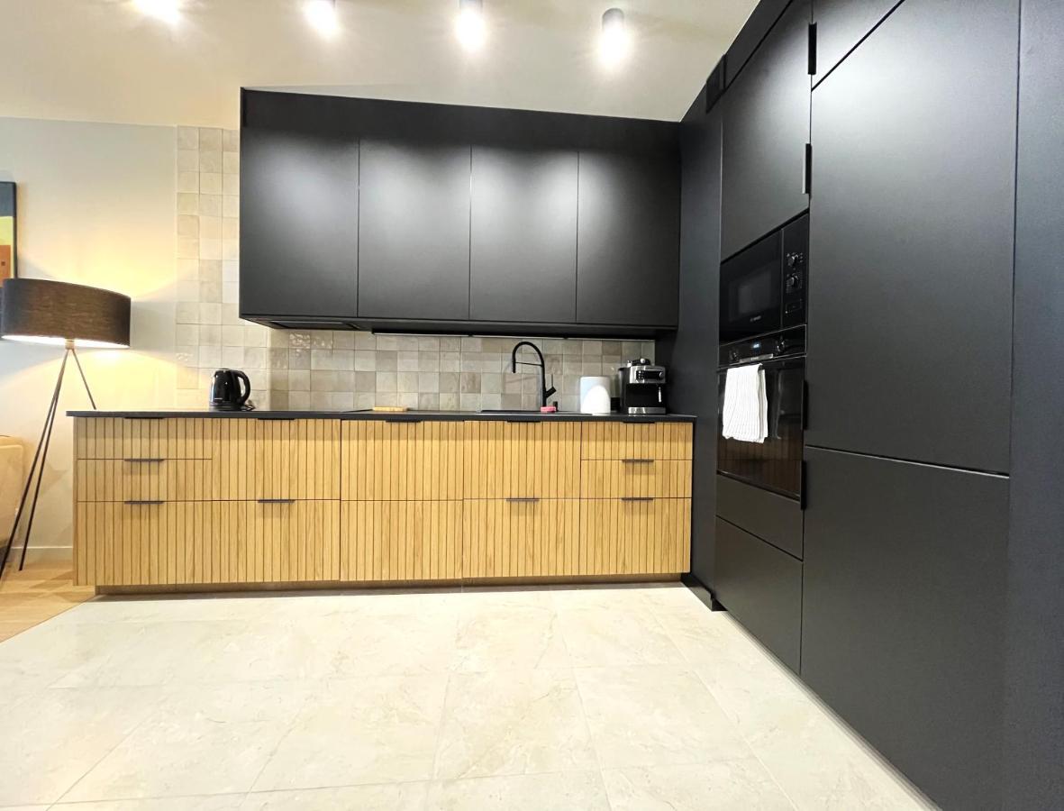 Wyszynskiego Apartment - Self Check-In 20H - Parking &Lift วรอตซวาฟ ภายนอก รูปภาพ