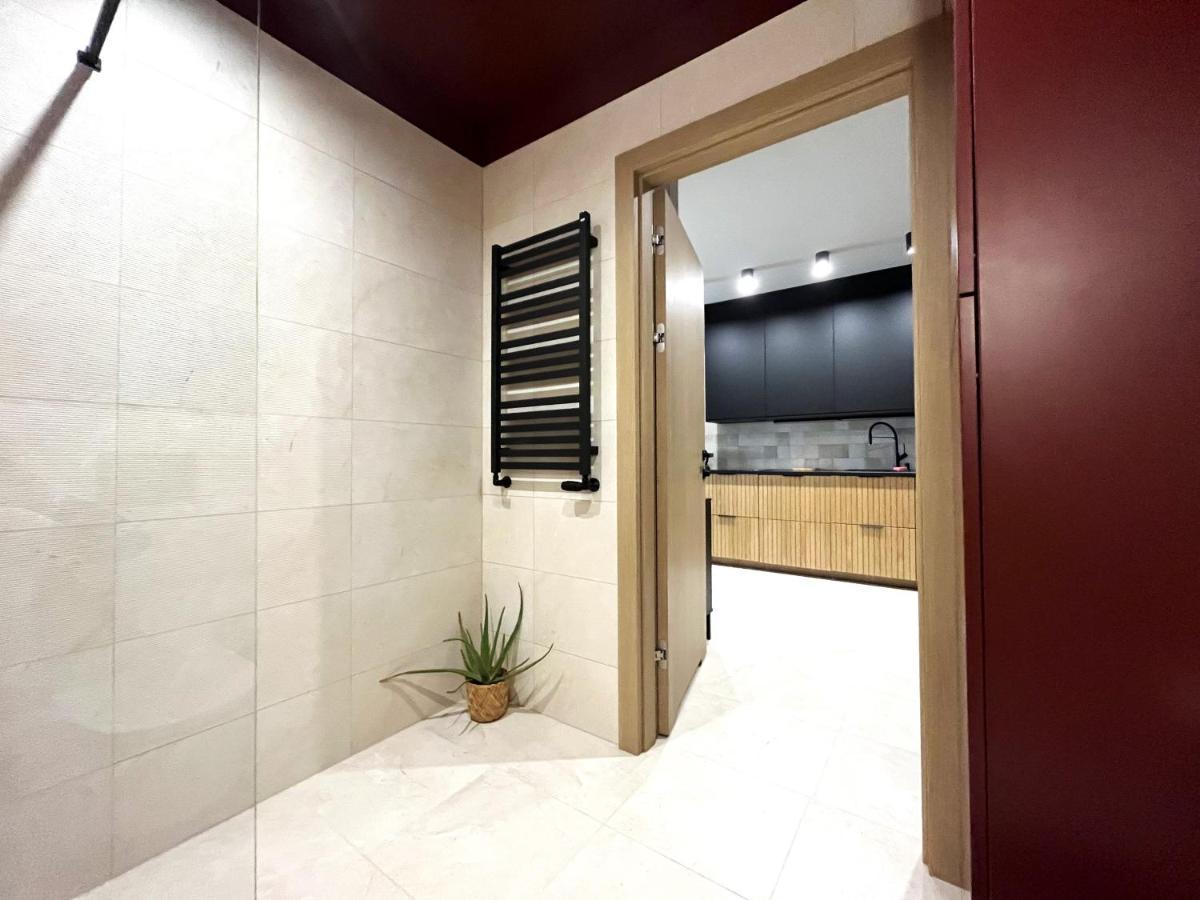 Wyszynskiego Apartment - Self Check-In 20H - Parking &Lift วรอตซวาฟ ภายนอก รูปภาพ