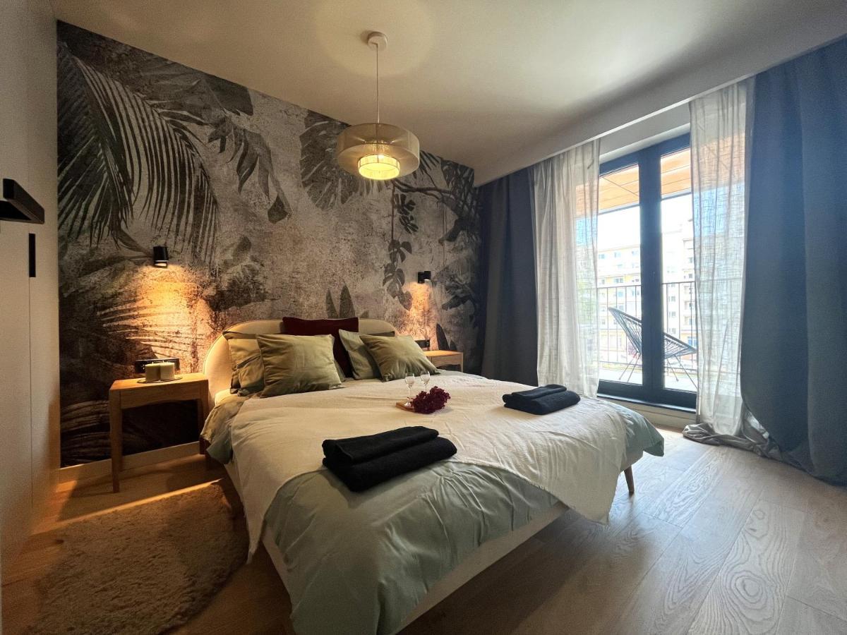 Wyszynskiego Apartment - Self Check-In 20H - Parking &Lift วรอตซวาฟ ภายนอก รูปภาพ